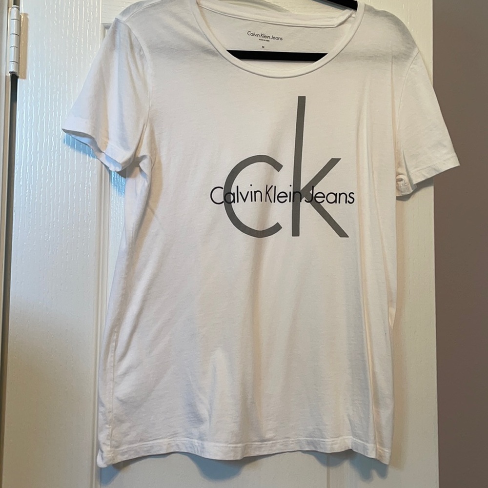 Calvin Klein T-shirt